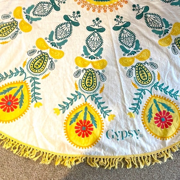 Gypsy 05 Yellow Round Fringed Beach Round - Picture 2 of 4